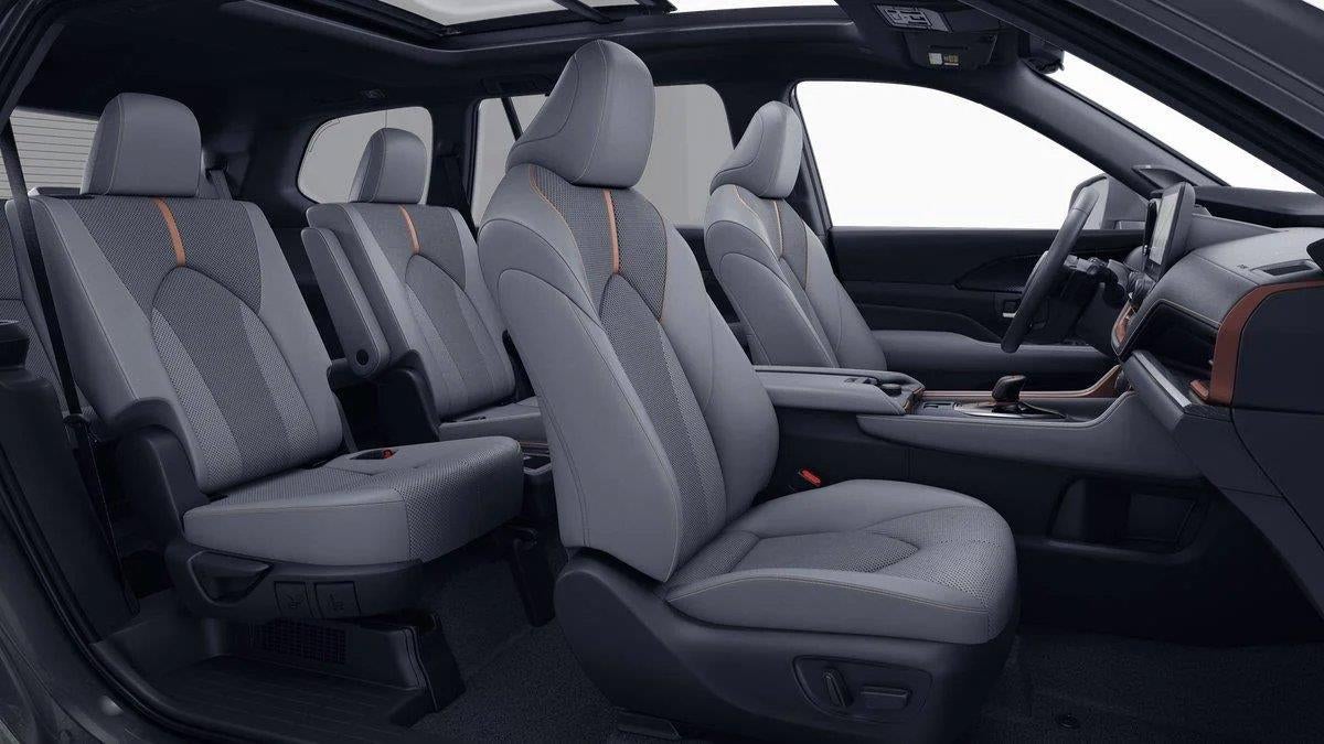 2026 Toyota Grand Highlander Hybrid MAX Platinum