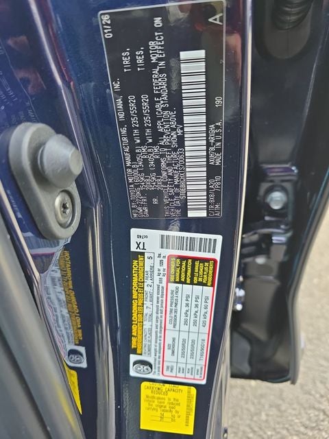 2026 Toyota Highlander Hybrid Platinum