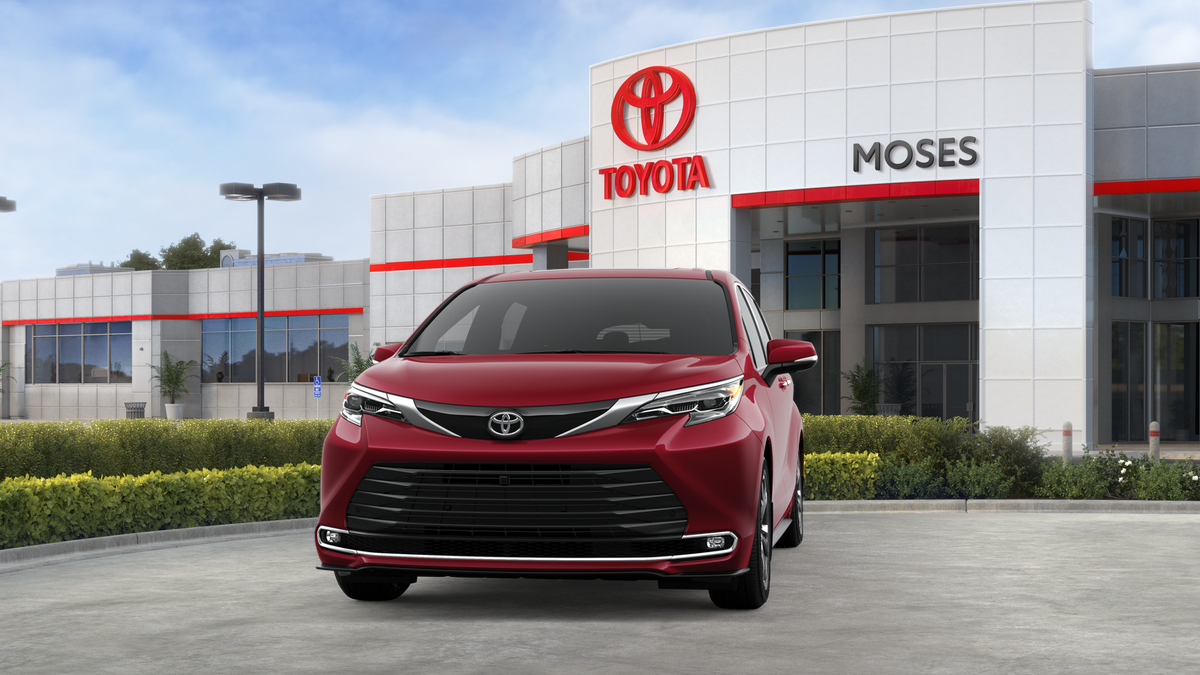 2026 Toyota Sienna Platinum 7-Passenger