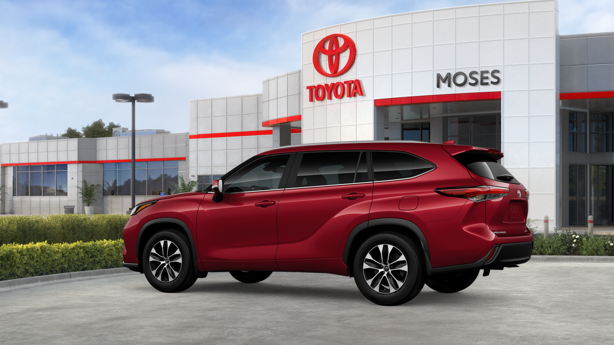2026 Toyota Highlander XLE