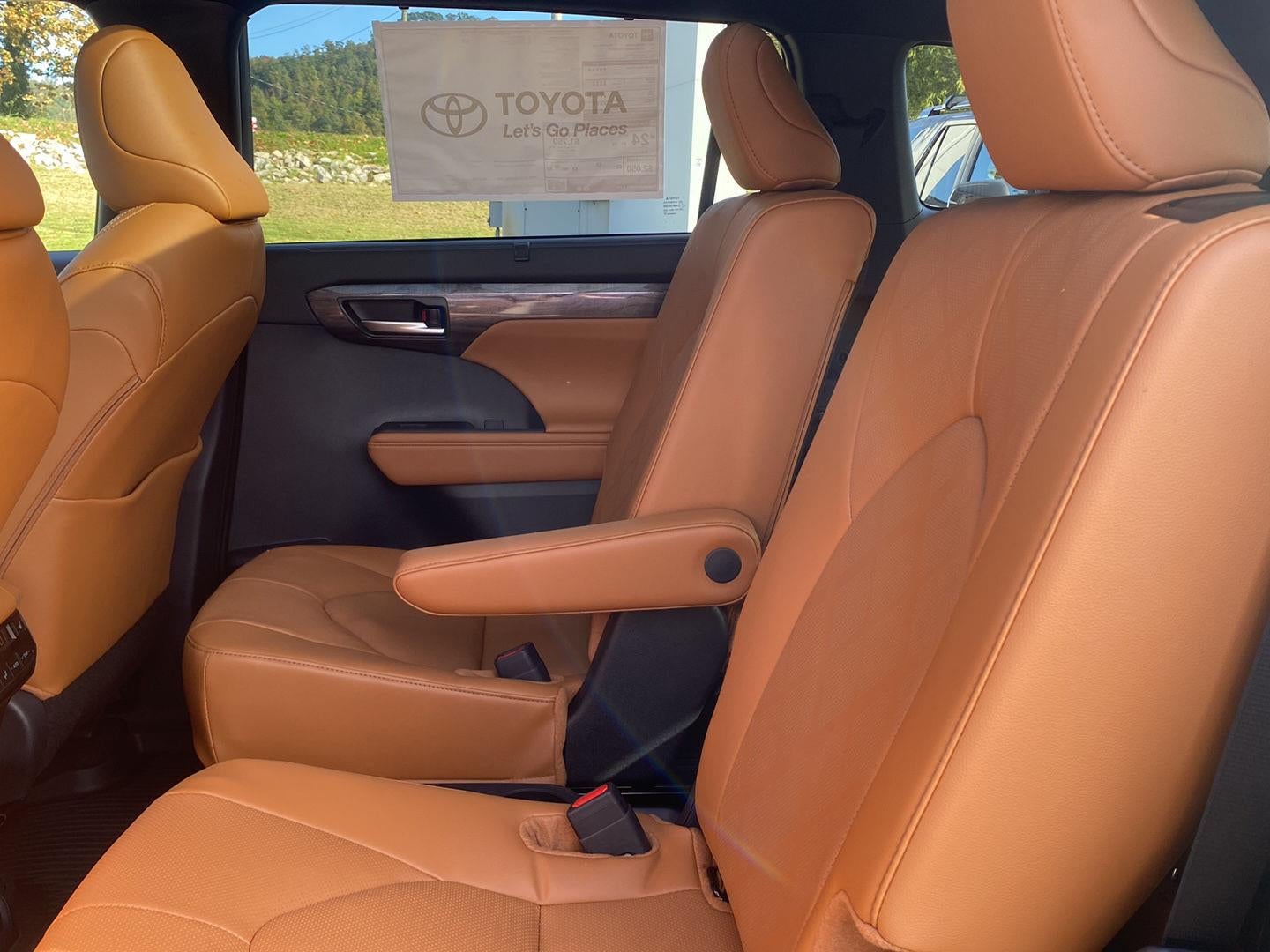 2026 Toyota Highlander Platinum