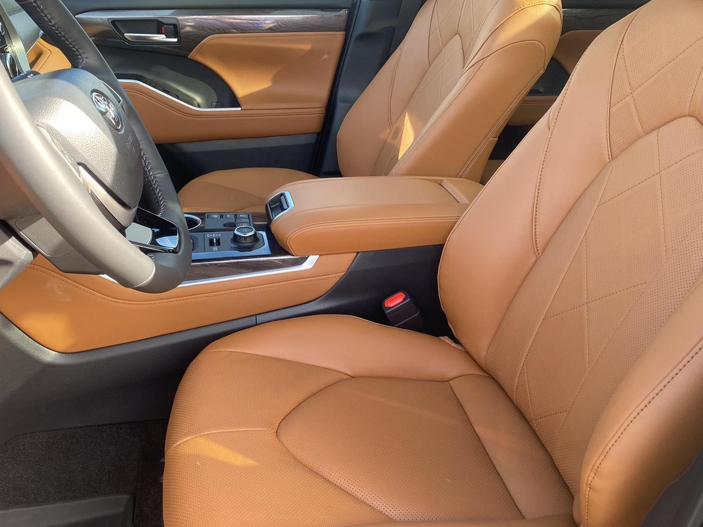 2026 Toyota Highlander Platinum