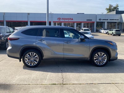 2026 Toyota Highlander Platinum