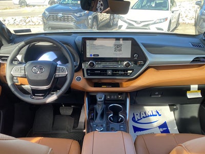 2026 Toyota Highlander Platinum
