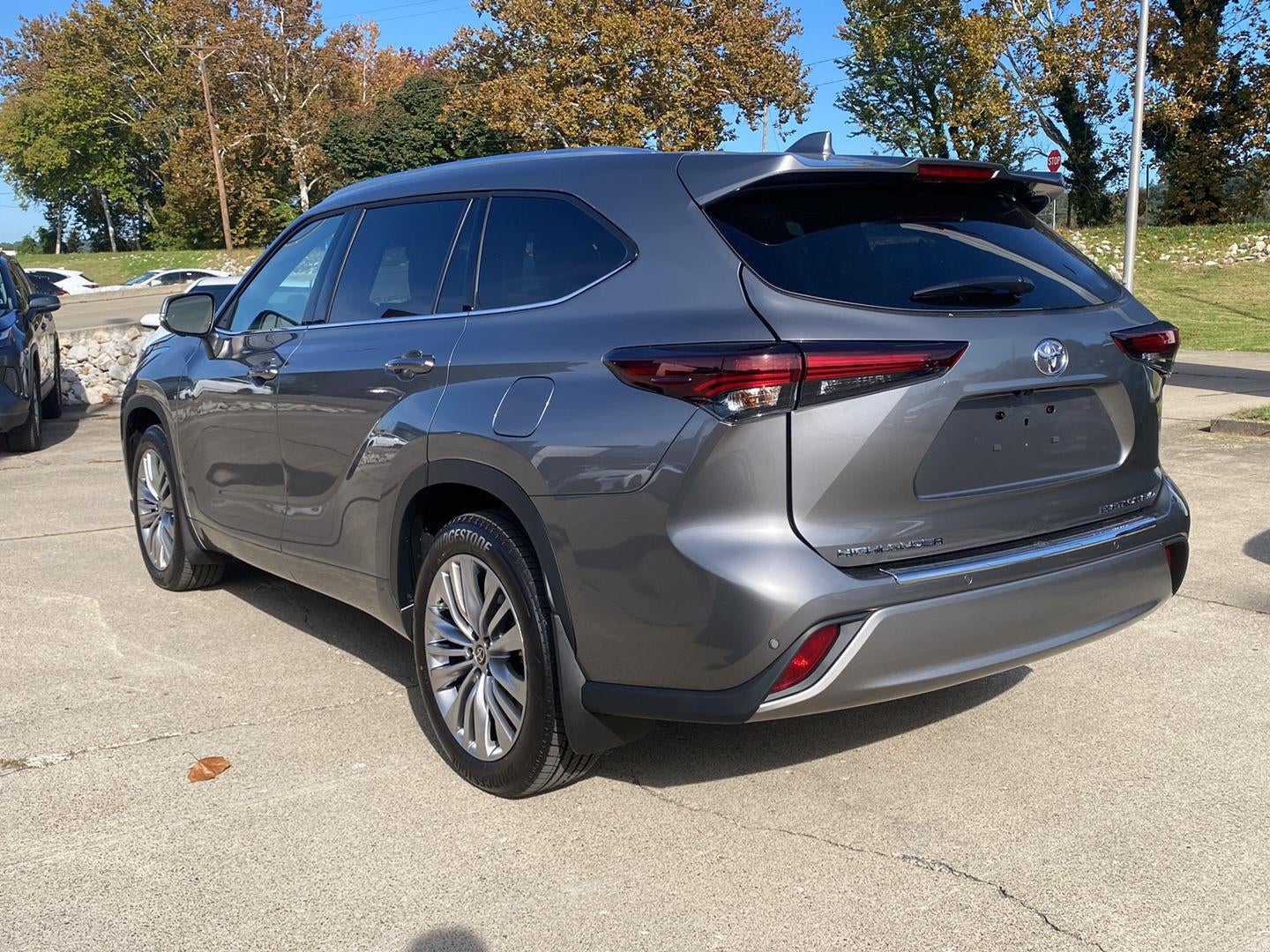 2026 Toyota Highlander Platinum