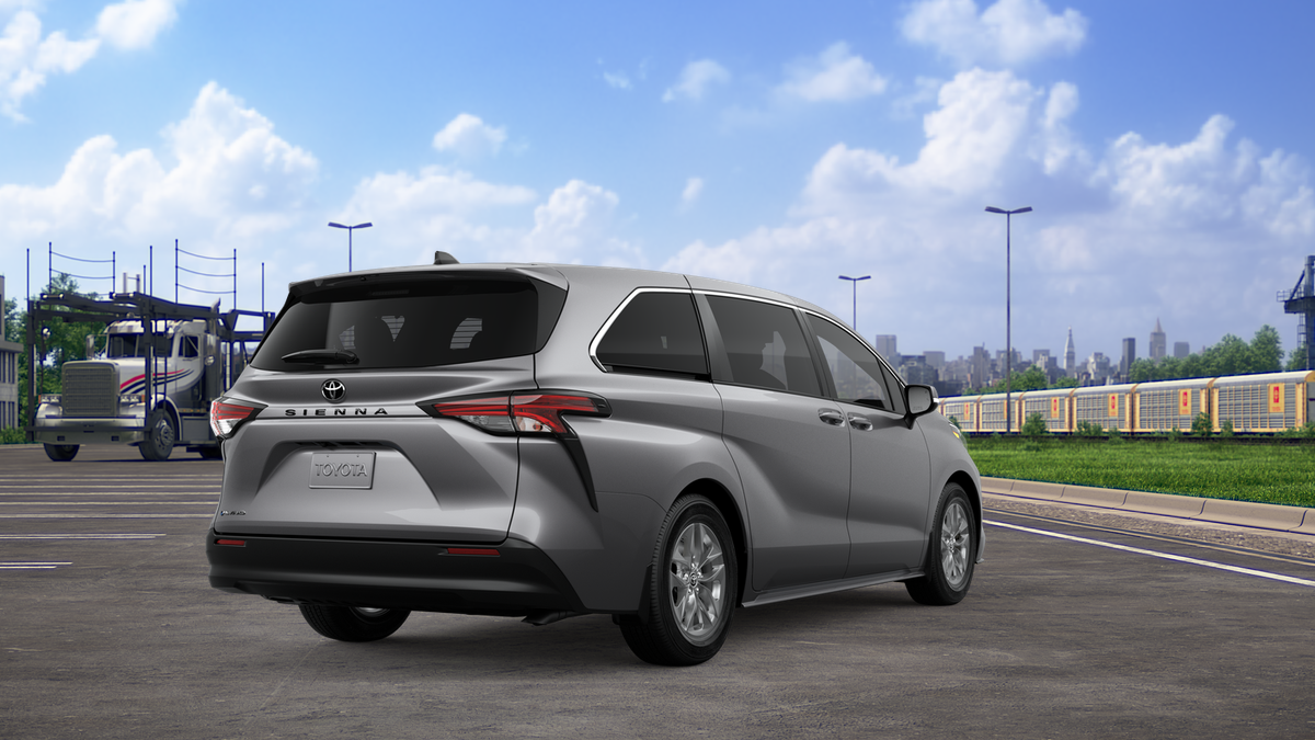 2026 Toyota Sienna LE 8-Passenger