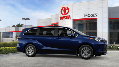 2026 Toyota Sienna LE 8-Passenger