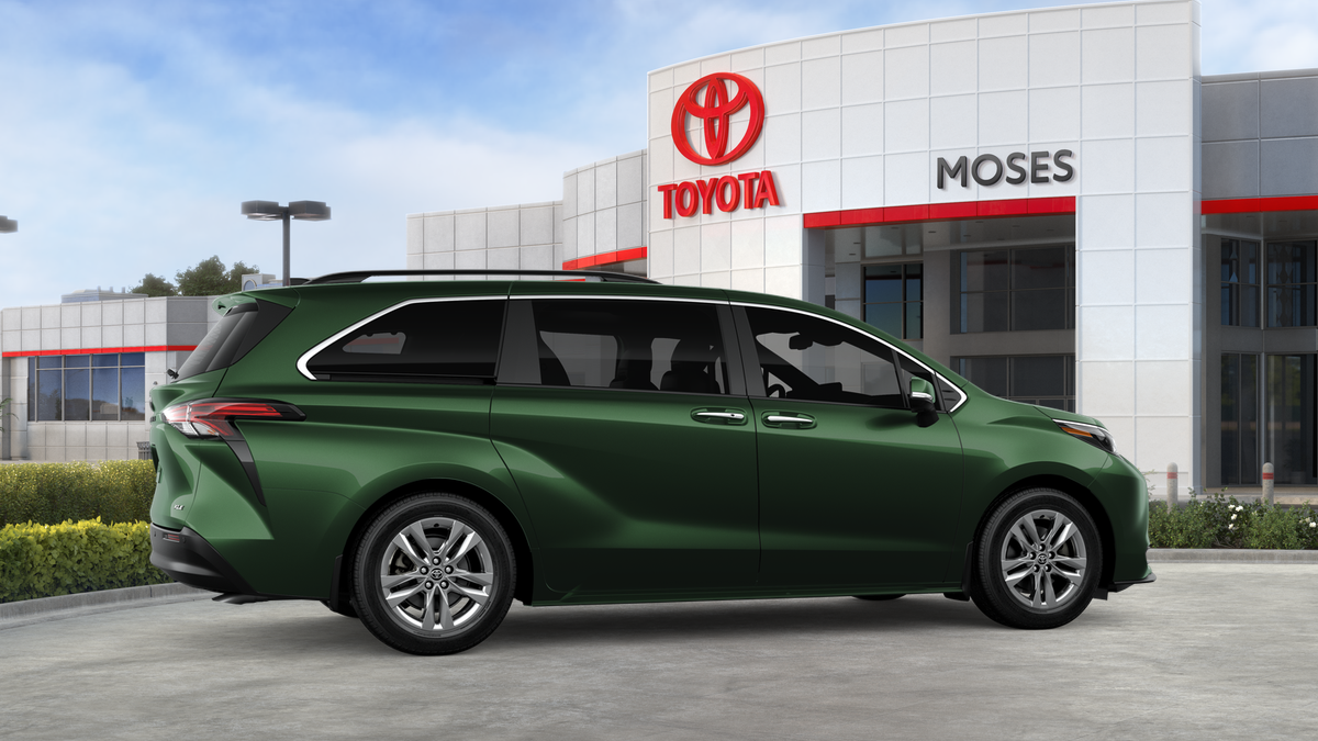 2026 Toyota Sienna XLE 7-Passenger