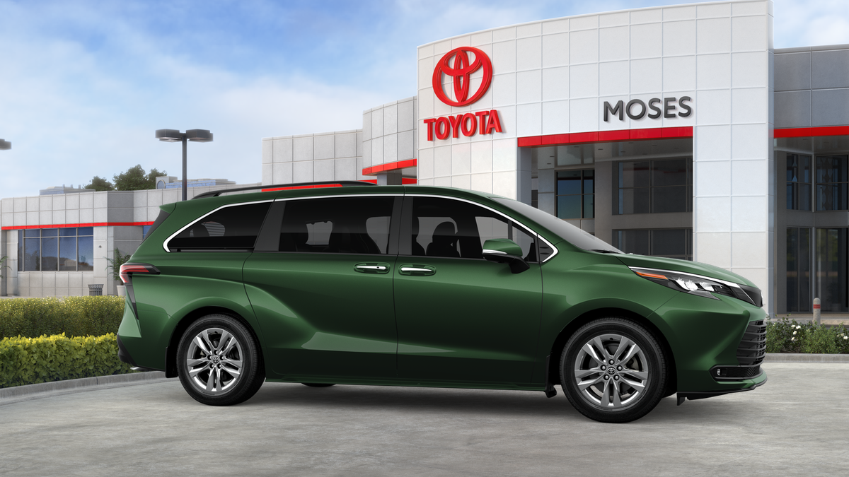 2026 Toyota Sienna XLE 7-Passenger