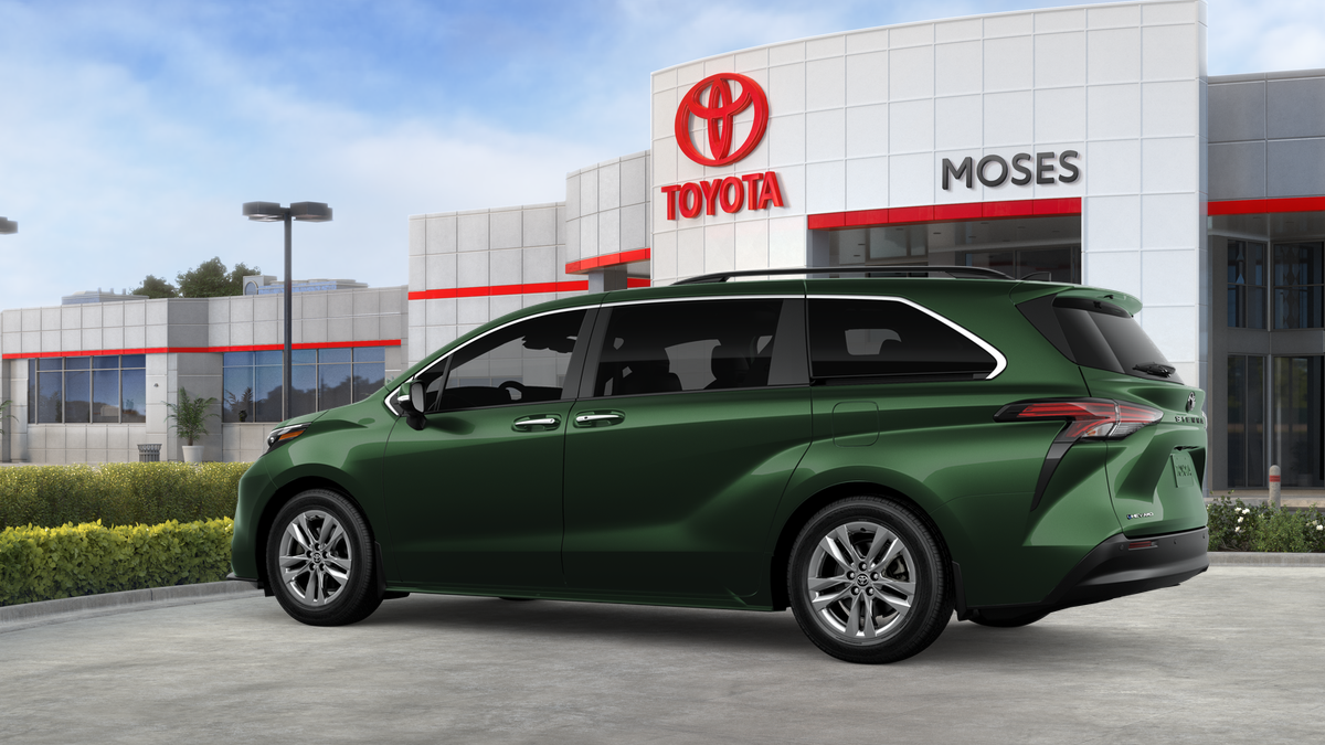 2026 Toyota Sienna XLE 7-Passenger
