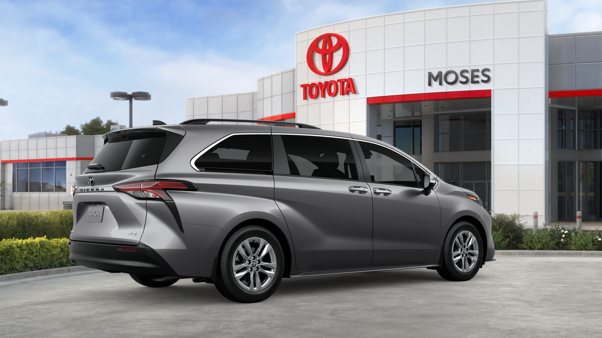 2026 Toyota Sienna XLE 7-Passenger