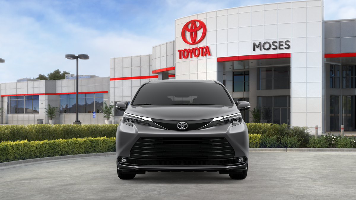 2026 Toyota Sienna XLE 7-Passenger