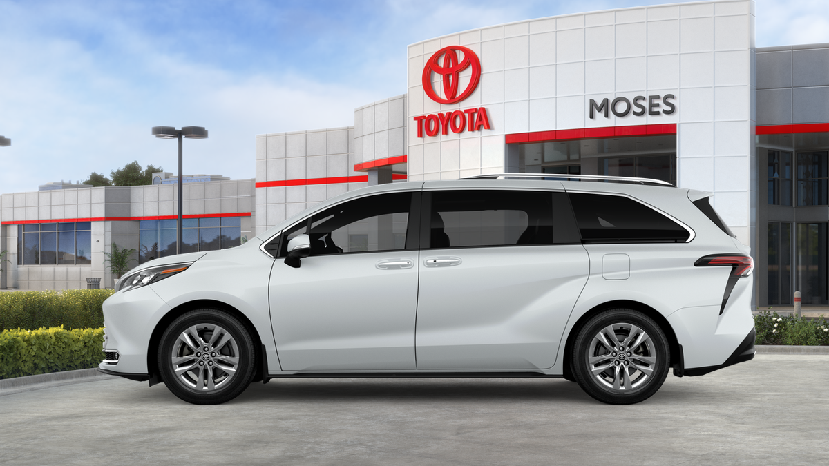 2026 Toyota Sienna Limited 7-Passenger