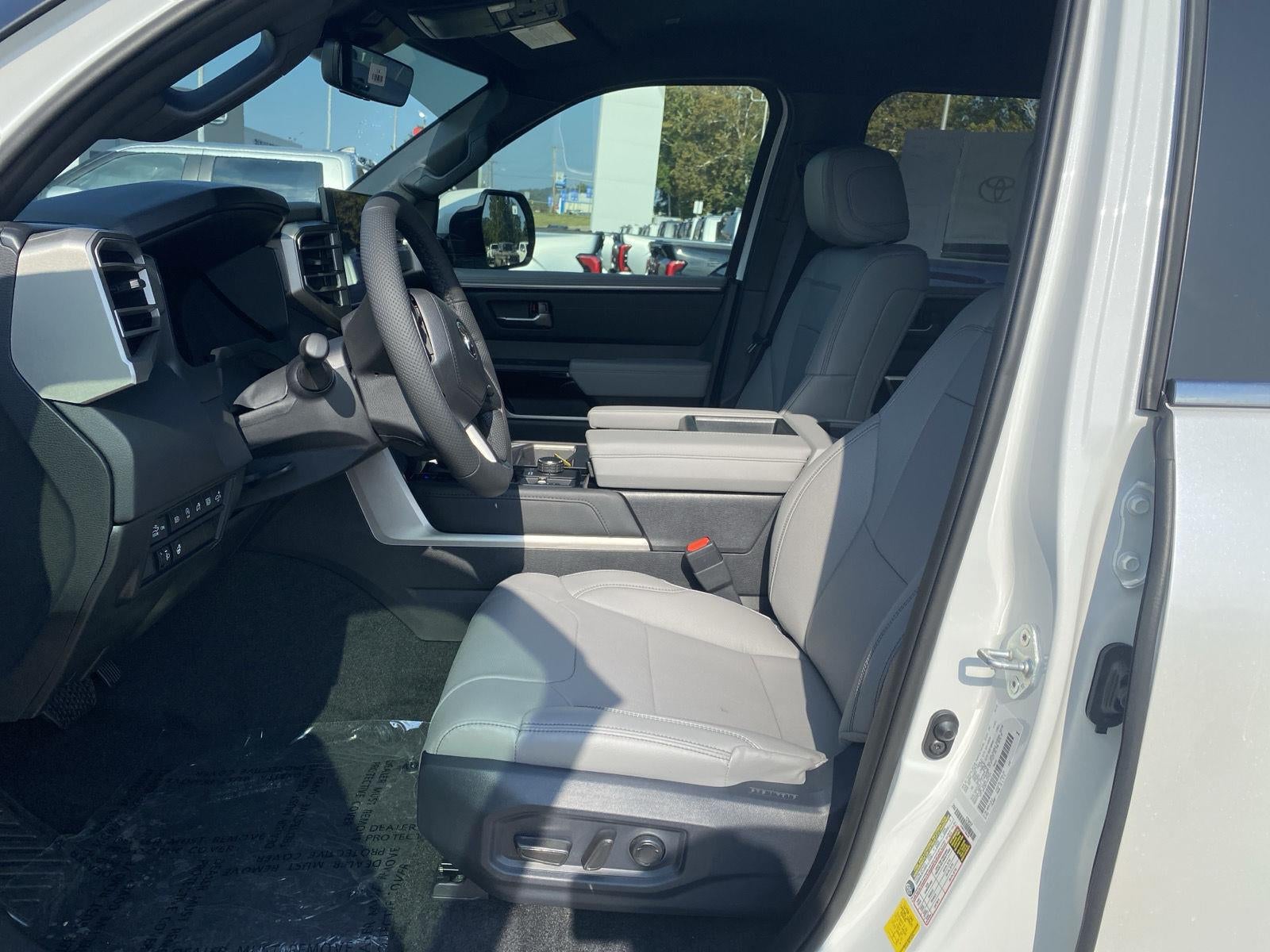 2026 Toyota Tundra 4Wd LIMITED CREWMAX 5.5' BED