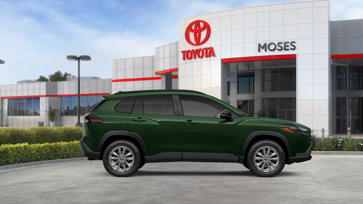 2026 Toyota COROLLA CROSS LE 4WD
