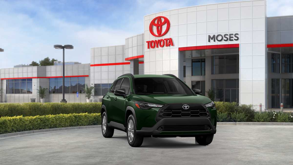 2026 Toyota COROLLA CROSS LE 4WD