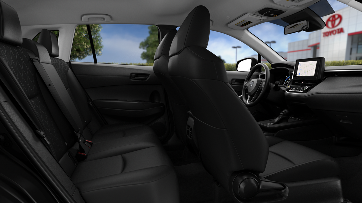 2026 Toyota COROLLA CROSS LE 4WD