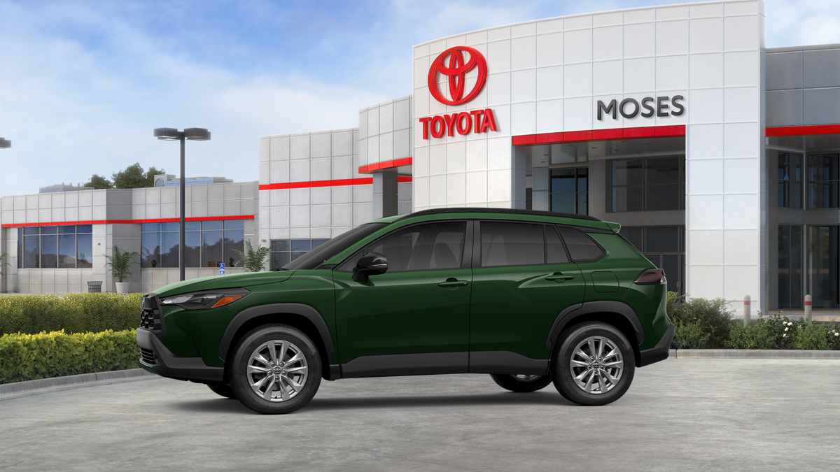 2026 Toyota COROLLA CROSS LE 4WD