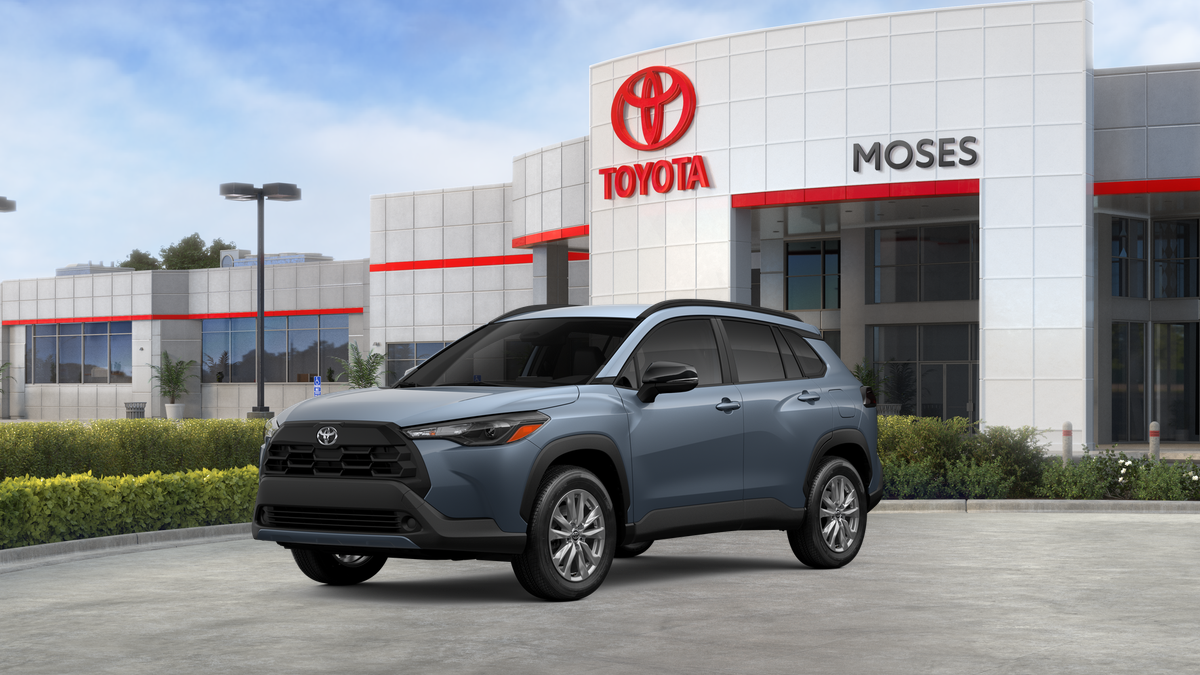 2026 Toyota COROLLA CROSS LE 4WD
