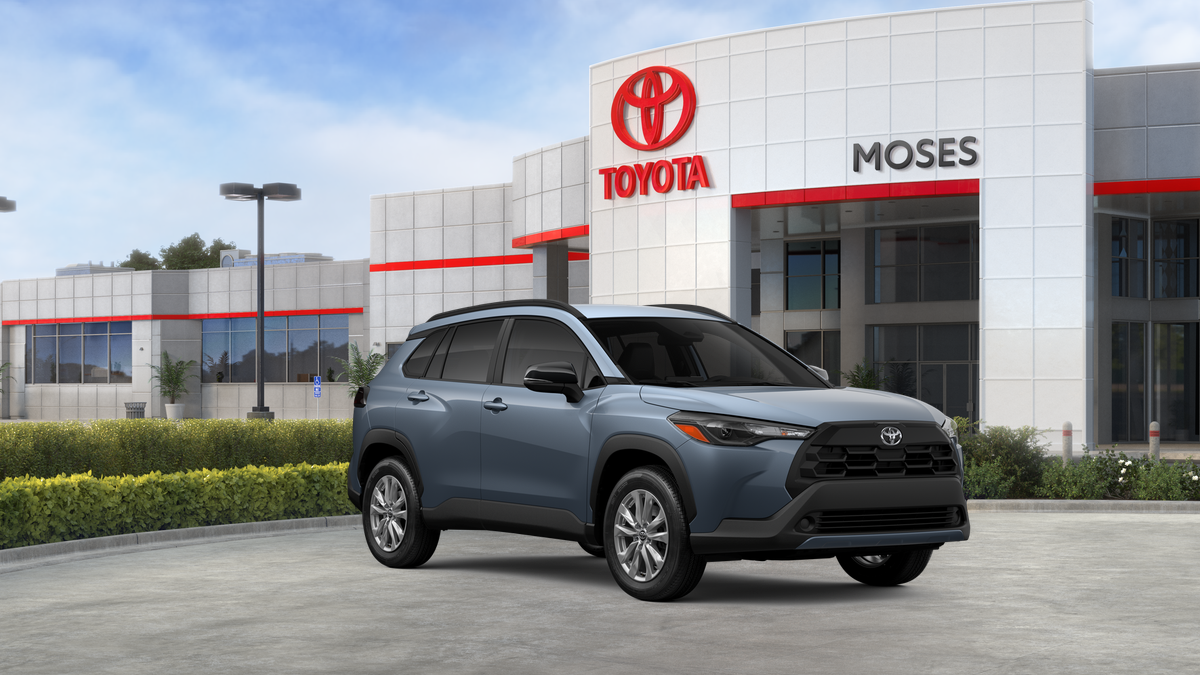 2026 Toyota COROLLA CROSS LE 4WD