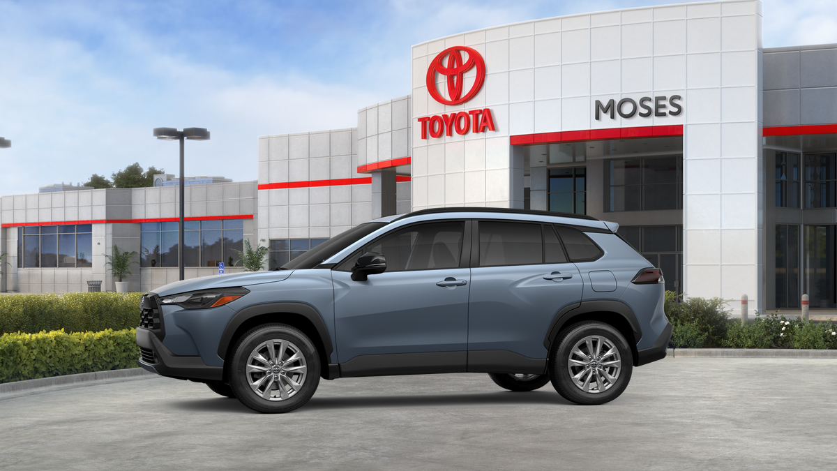 2026 Toyota COROLLA CROSS LE 4WD