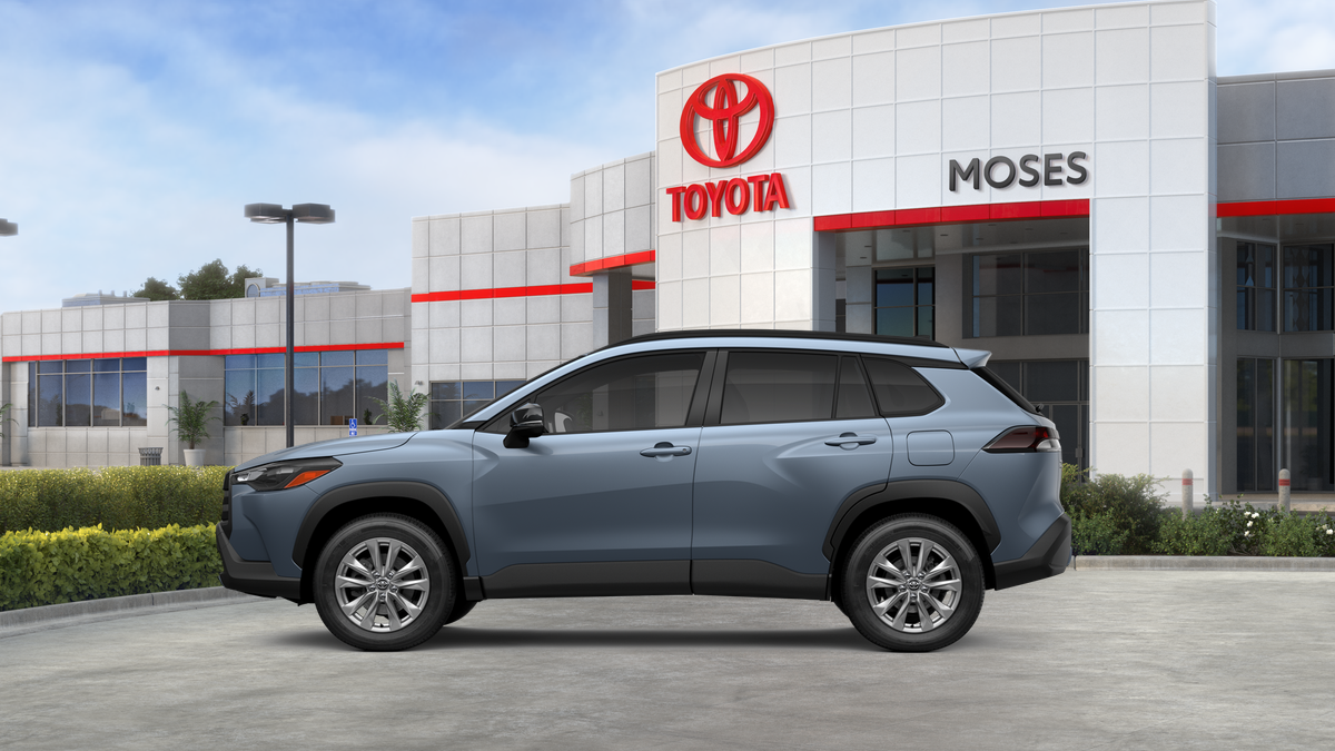 2026 Toyota COROLLA CROSS LE 4WD