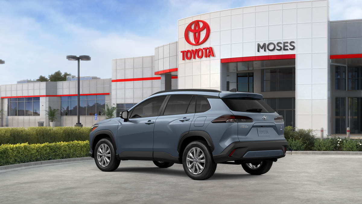 2026 Toyota COROLLA CROSS LE 4WD