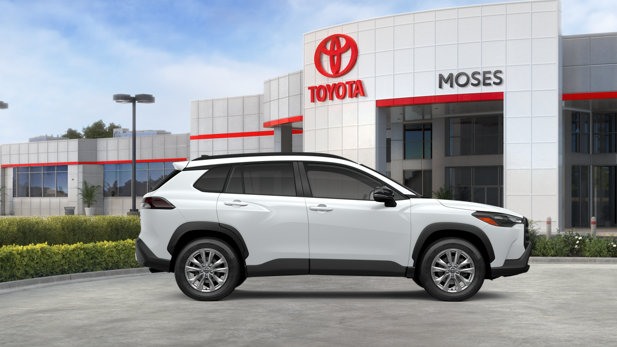2026 Toyota Corolla Cross LE