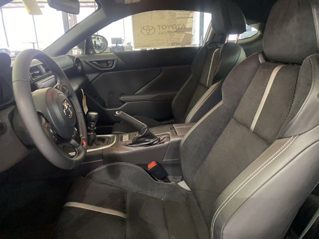 2025 Toyota GR86 Premium MT