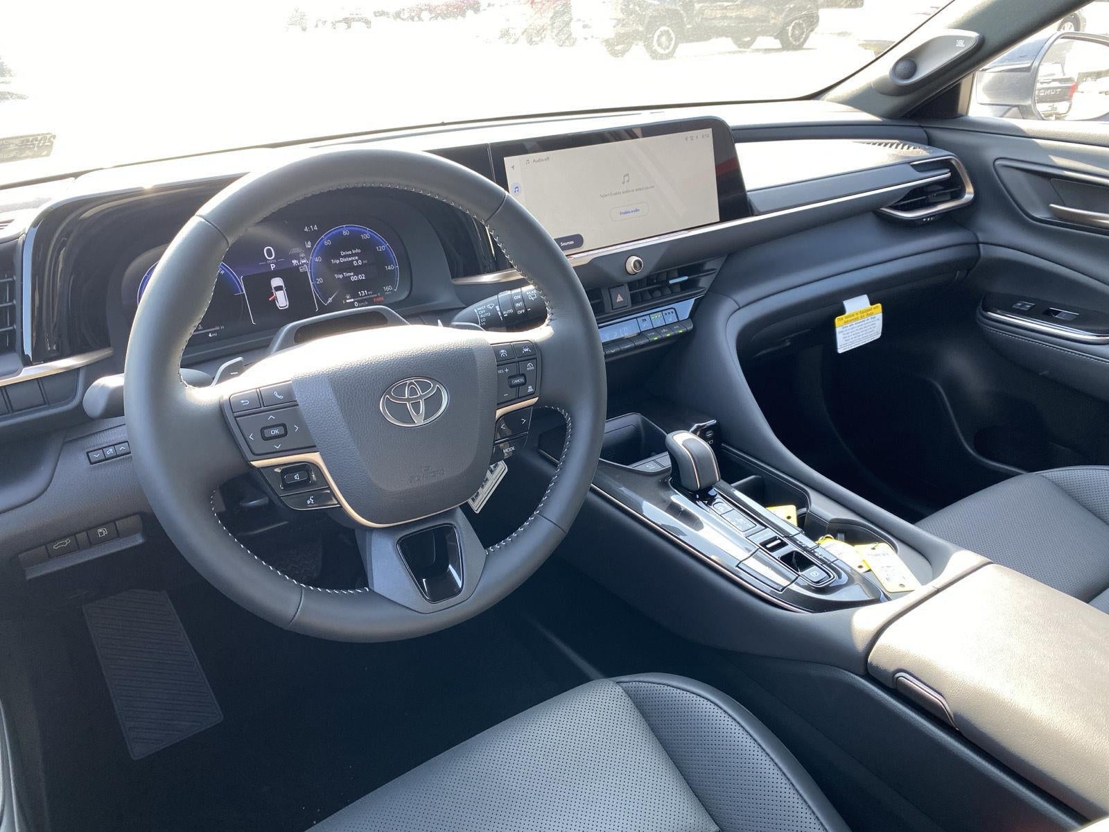 2026 Toyota Crown Signia LIMITED AWD