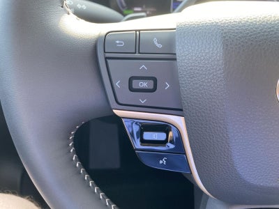 2026 Toyota Crown Signia LIMITED AWD