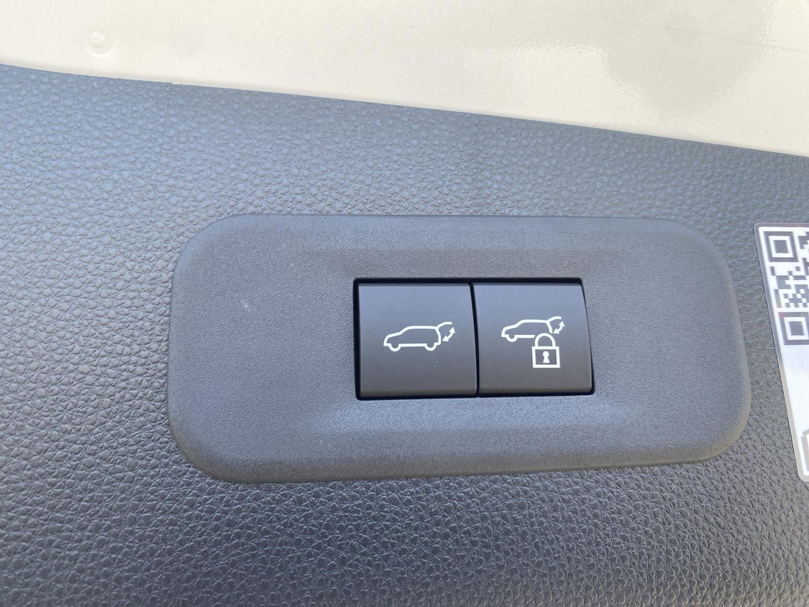2026 Toyota Crown Signia LIMITED AWD