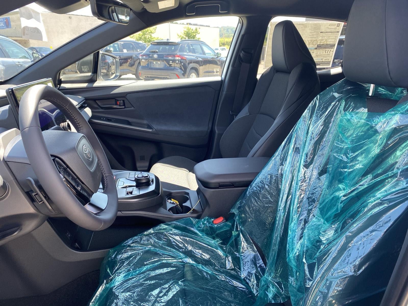 2026 Toyota C-Hr SE