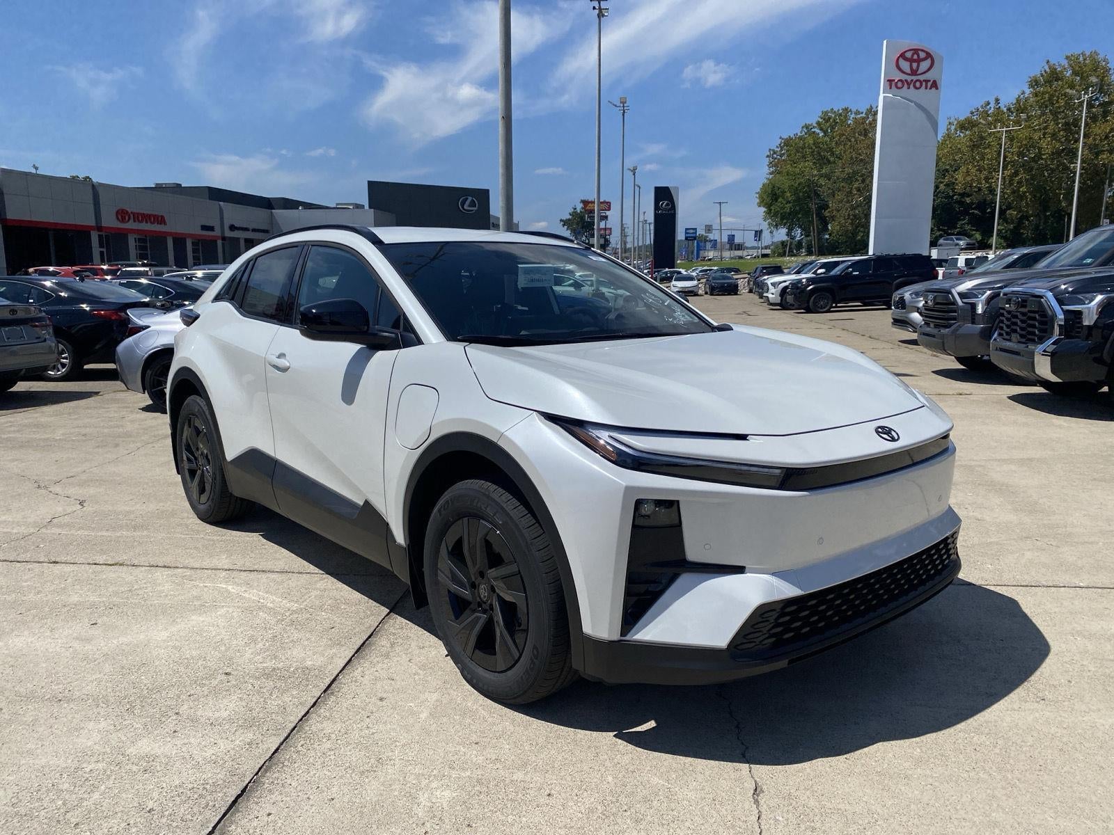 2026 Toyota C-Hr SE