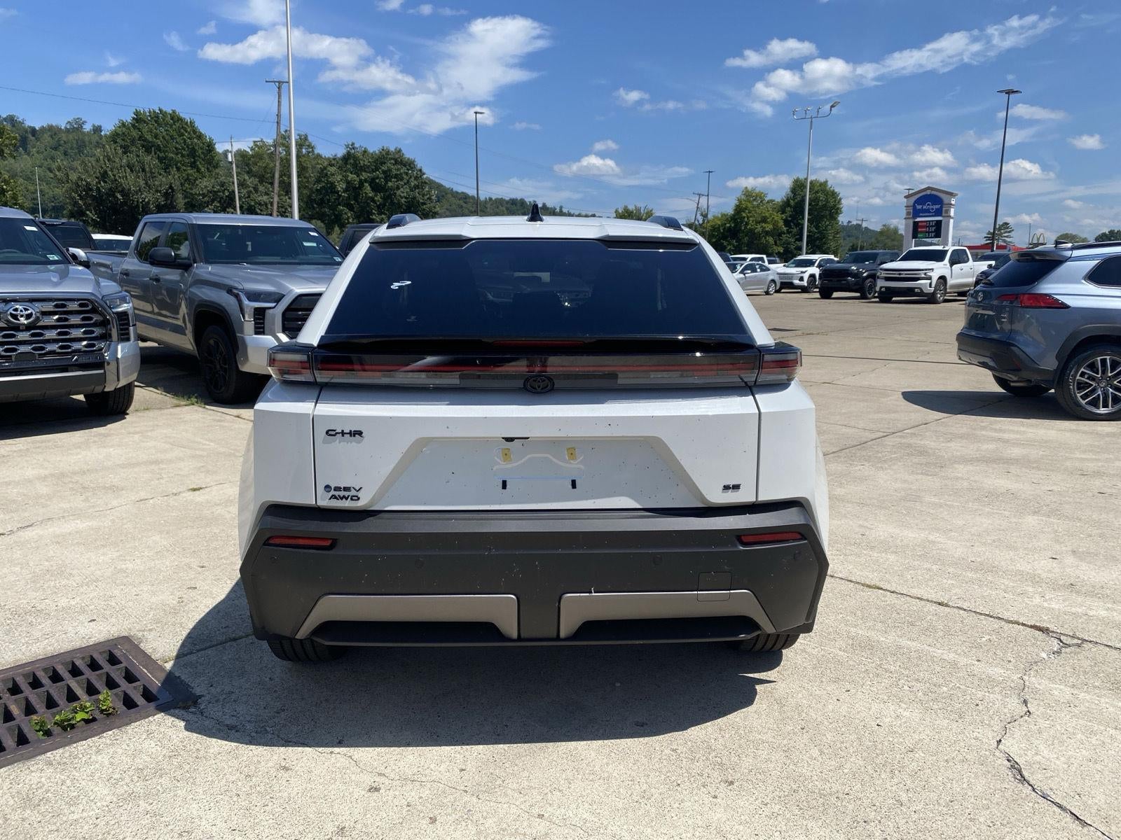 2026 Toyota C-Hr SE