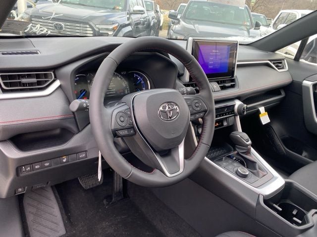 2025 Toyota RAV4 Plug-in Hybrid SE