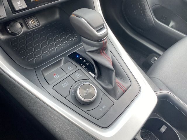 2025 Toyota RAV4 Plug-in Hybrid SE