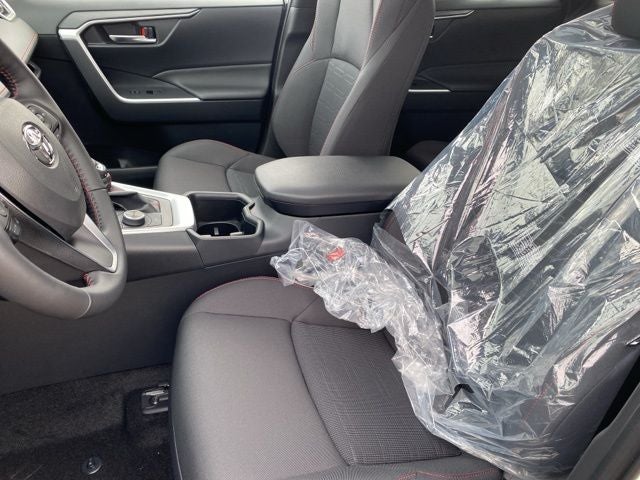 2025 Toyota RAV4 Plug-in Hybrid SE