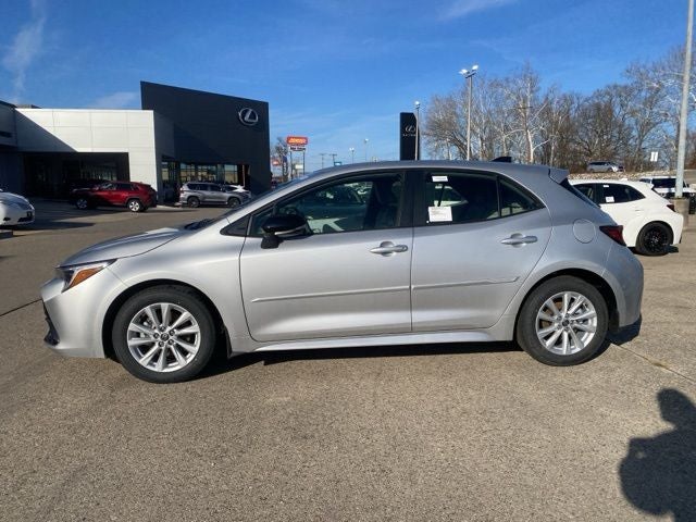 2026 Toyota Corolla Hatchback SE